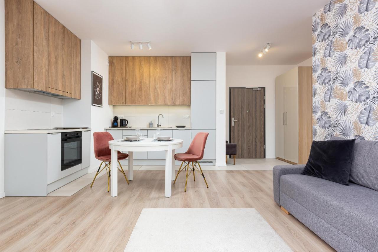 Metro Plocka Exquisite Apartments By Noclegi Renters Varşovia Exterior foto